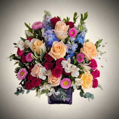 Striking Contemporary Bouquet