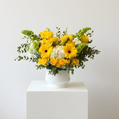 Golden Sunshine Yellow Roses & Gerbera Arrangement