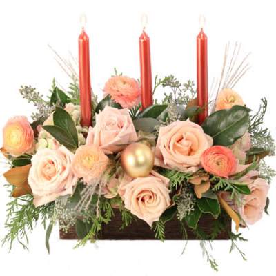 CALMING PEACH ROSES CENTERPIECE