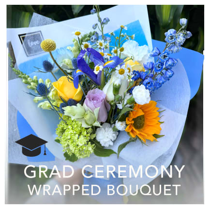 Graduation Ceremony Wrapped Bouquet (Pickup Only)