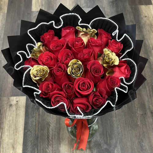 25 Red And Gold Roses Bouquet