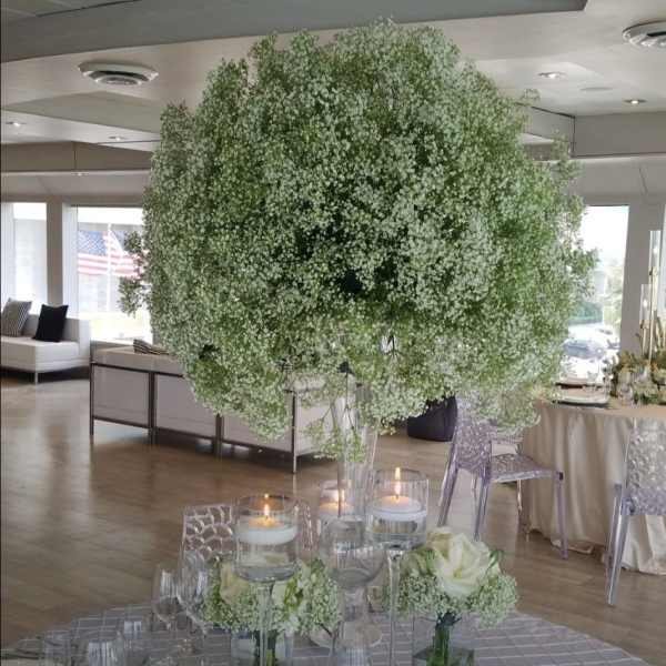 Center Piece with Baby Breath