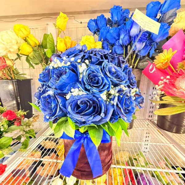 Blueberry Deluxe Box Arrangement