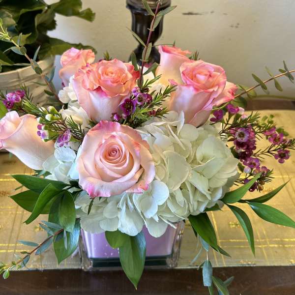 Blush Rose and Hydrangeas
