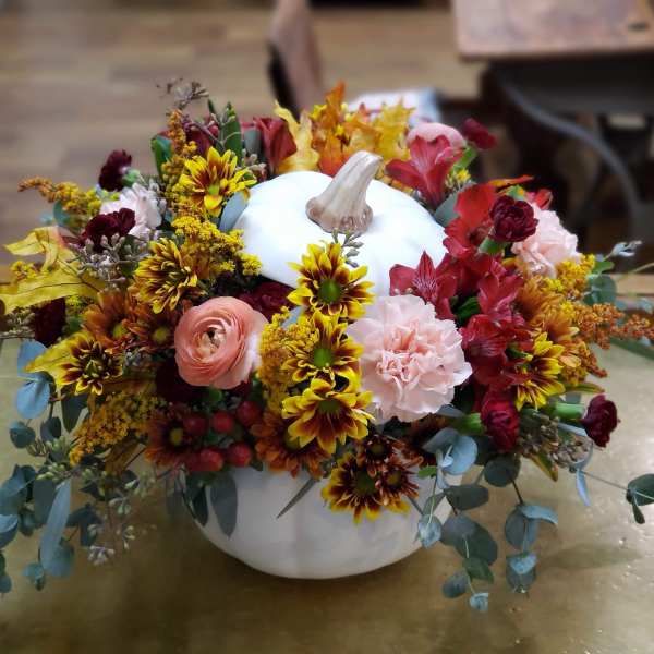 Cream Pumpkin Arrangement