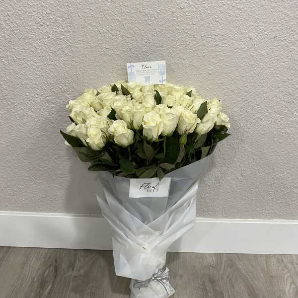 50 white roses