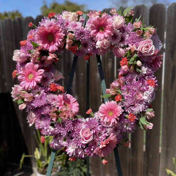 Unforgettable sympathy spray