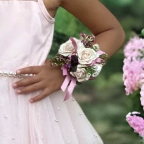 Child size Wrist Corsage