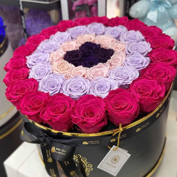 Magna Round Box Eternal Roses - Black Box, Pinks Evil Eye