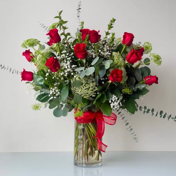 2 Dozen Roses Arrangement Standard