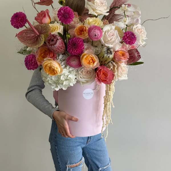 One-of-a-Kind Hat Box Arrangement