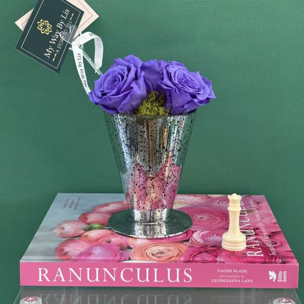 Purple Rain. (PRESERVED ROSES)