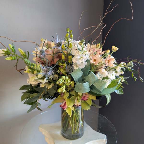 #722 Designer's Choice Vase Arrangement