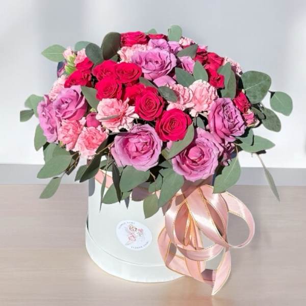 Pink and Purple Spray Roses In A Box #48