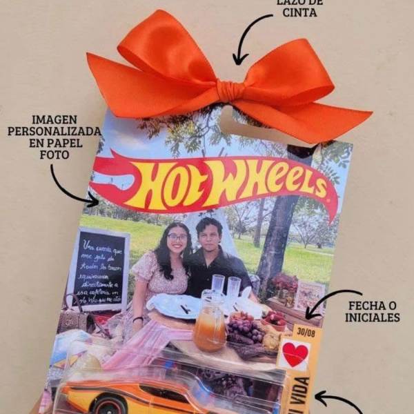 Carrito de hotwheels personalizado