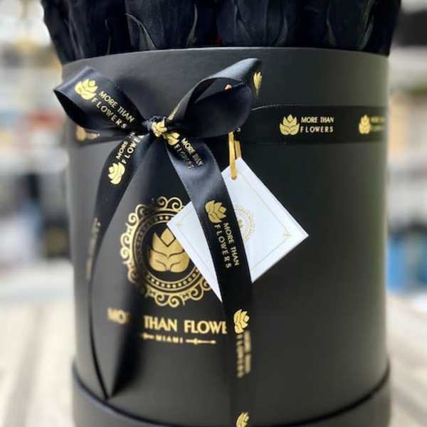 Eternal Roses Round Box - Black Box, Black Roses