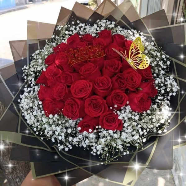 Mini buchon rosas rojas