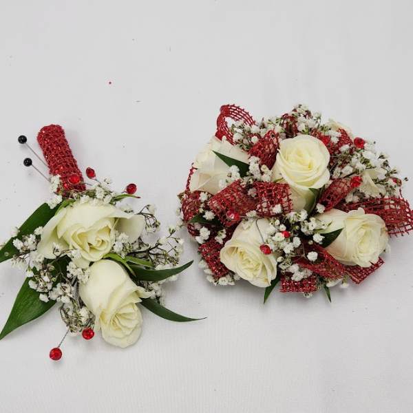 Scarlett Gems Boutonniere and Wristlet Set