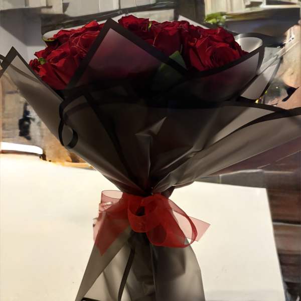 Red romance bouquet