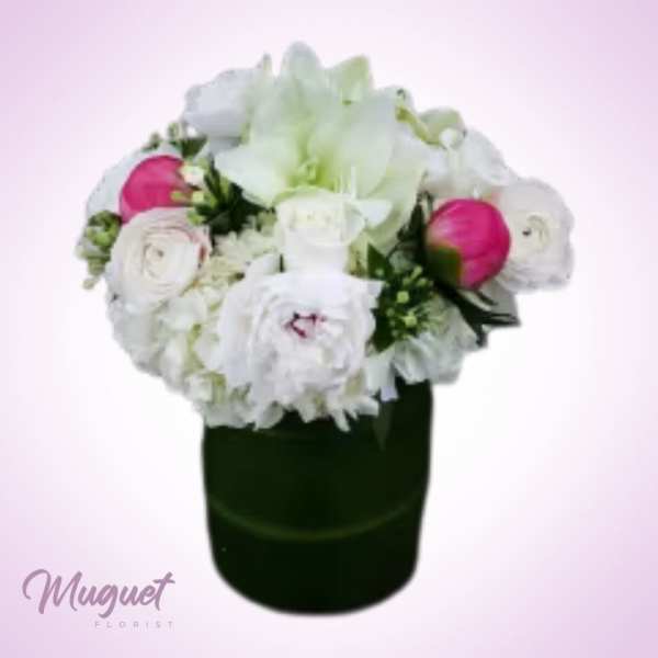 Expressions of Elegance: White Arrangement with Pink Peony