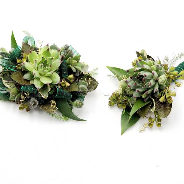Evergreen Forest Boutonniere and Wristlet Set