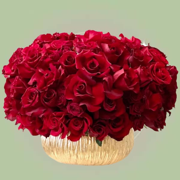 Red Roses in Vase Arrangement