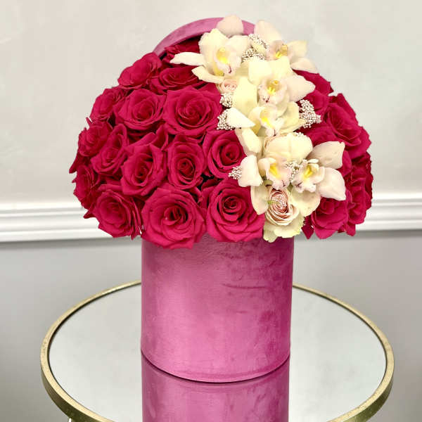 Love in Velvet By VLM Flowers