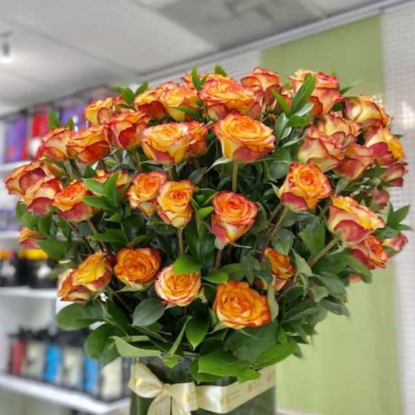 Benjamin Roses Bouquet (100 roses) - High Magic