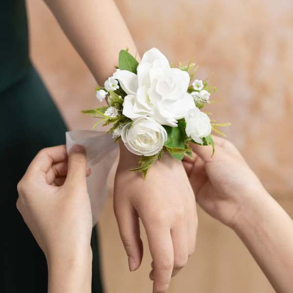 Customize Wrist Corsage