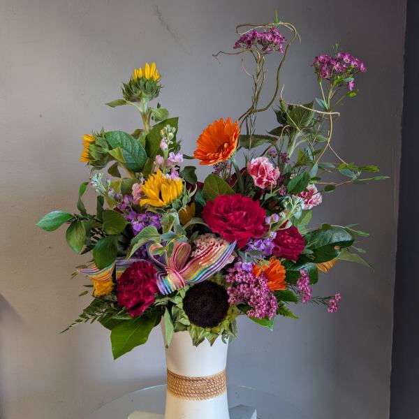 #720 Designer's Choice Vase Arrangement