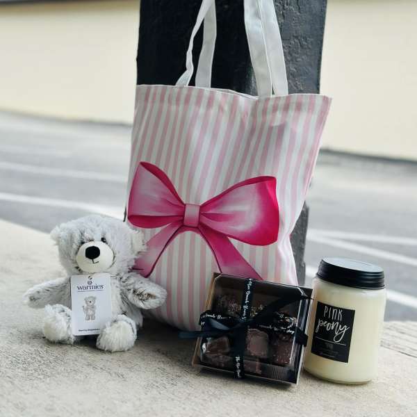 LUXE Valentines Bundle (without Flowers)