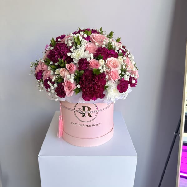 Roses And Carnations Box