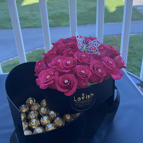 Pink roses with diamonds