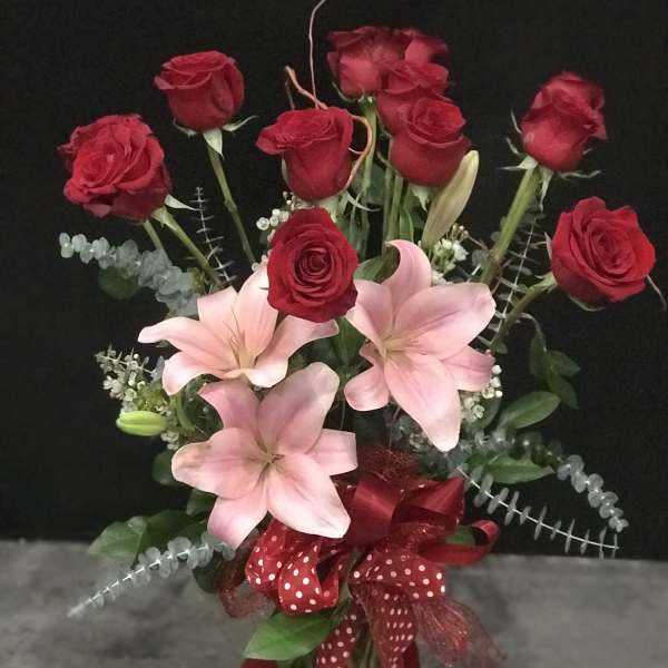 red rose & Pink Lilies