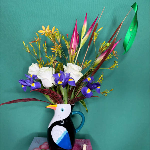 Tropical Tucan spring.