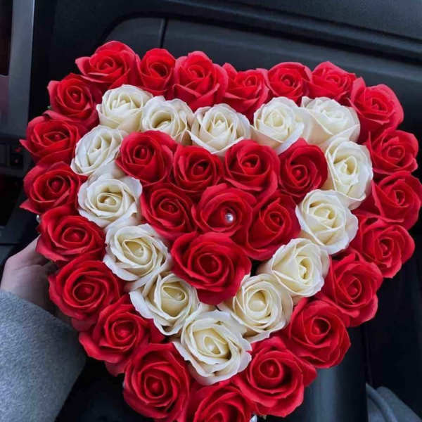 corazon rojo y blanco