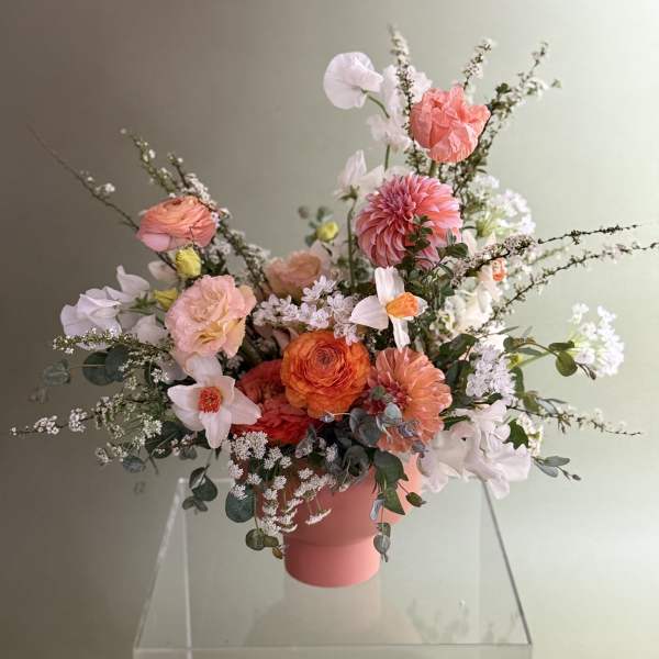 Bespoke Floral Service *See the product information below for bespoke floral details.
