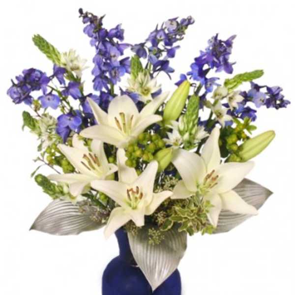SHIMMERY WHITE & BLUE BOUQUET