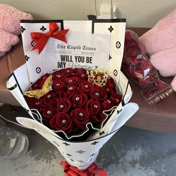 The Cupid Post Bouquet