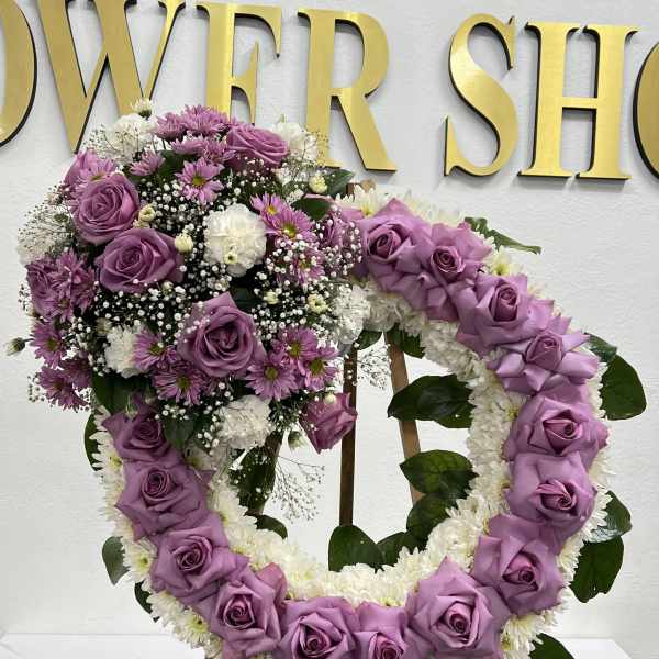 Médium Crown With Purple Roses