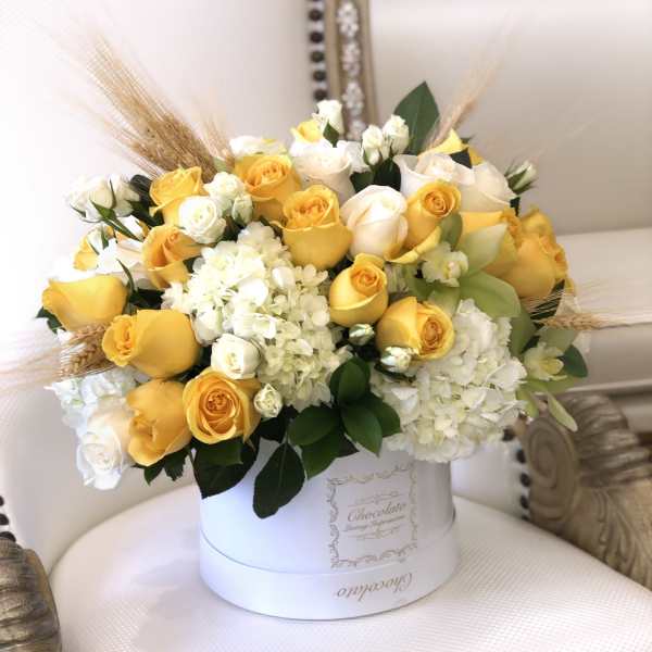 Ella - Roses, Green Orchids and Pampas