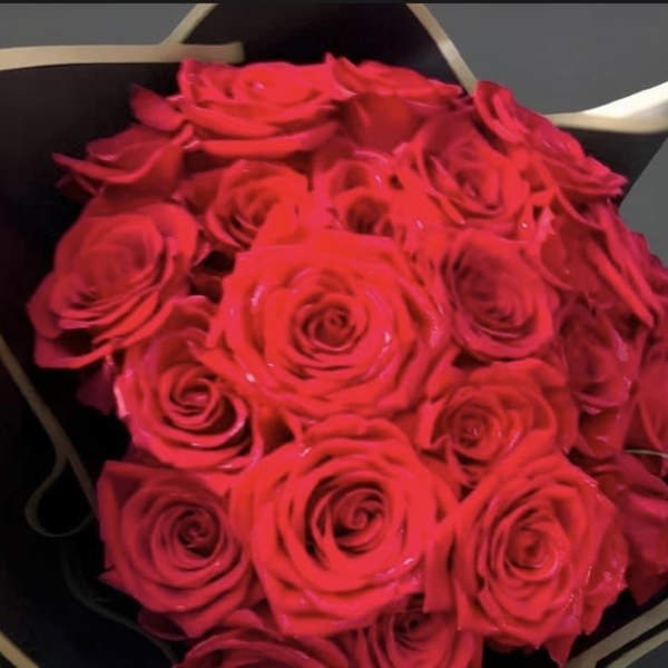 24 red roses (wrapped bouquet)