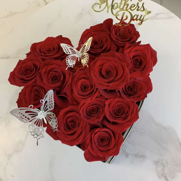 Mother’s Day rose heart box