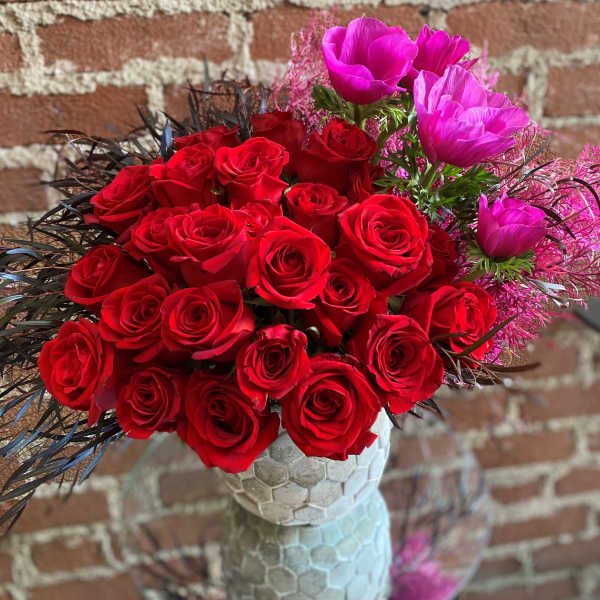 Aphrodite's Palace - Santa Clarita Florist