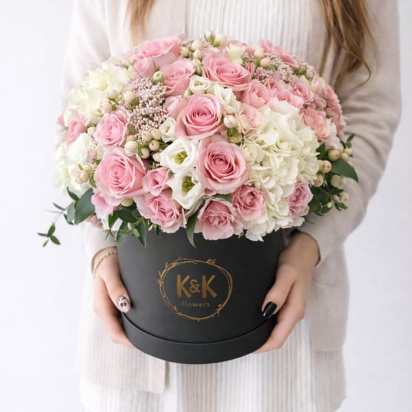 Deluxe Hatbox Pink and White Mix