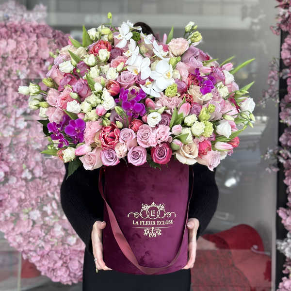 Mix of flowers for Mom V