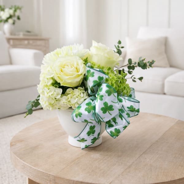 St Patrick's Centerpiece