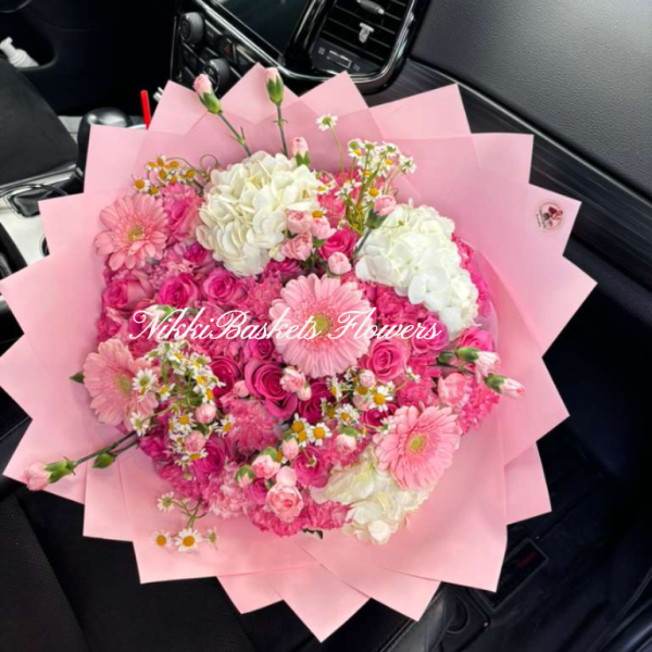Pink Garden Dream 25 Roses Bouquet