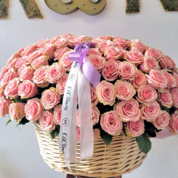200 Pink Roses Basket