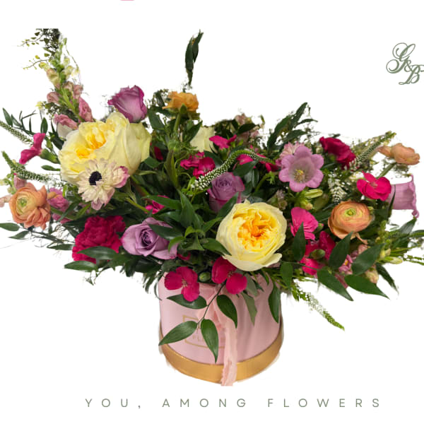 BOX OF BLOOMS - PREMIUM BLOOMS